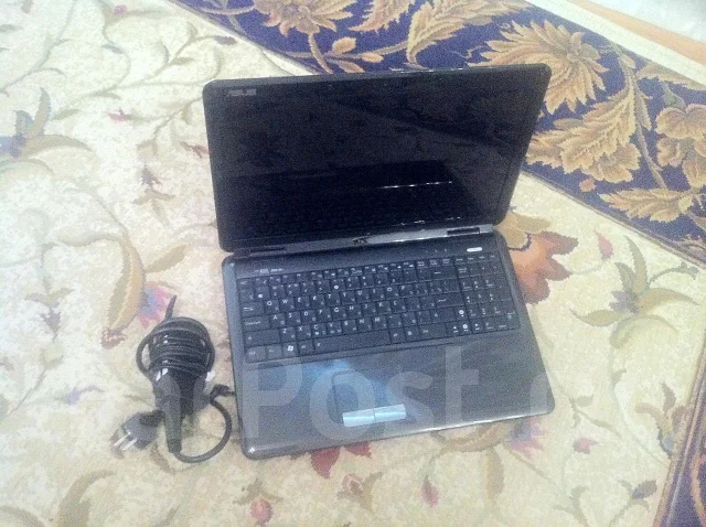 ASUS K52JC. ��� 3072 ��, ���� 250���, WiFi: 1, Bluetooth: 1, ����������� �� 4��. ����