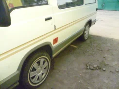 Toyota Hiace Van ����