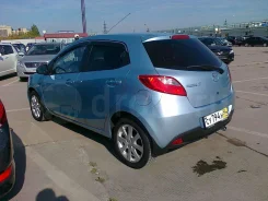 Mazda Mazda2. �������, ��������, 1.5, ������