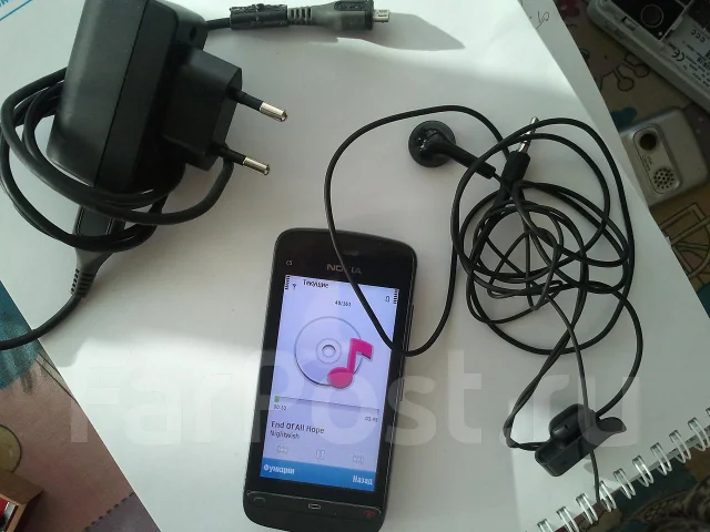 Nokia C5-06. �/� ����