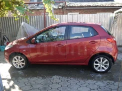 Mazda Mazda2. �������, ��������, 1.5, ������