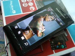 Sony Ericsson Satio. �/� ����