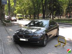 Накладка на решетку бампера. BMW 5-Series