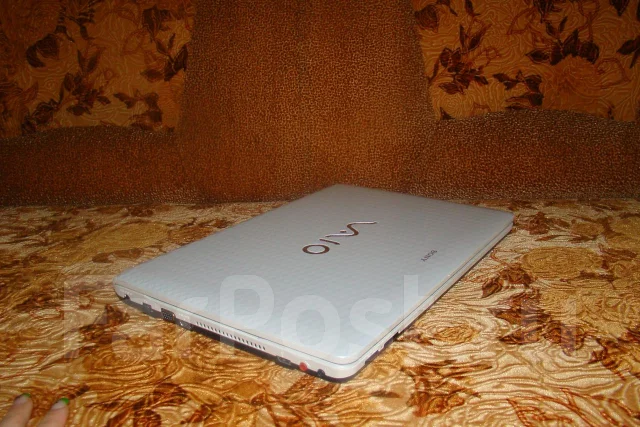 Sony. ��� 256 �� � ������, ����������� �� 48��. ����