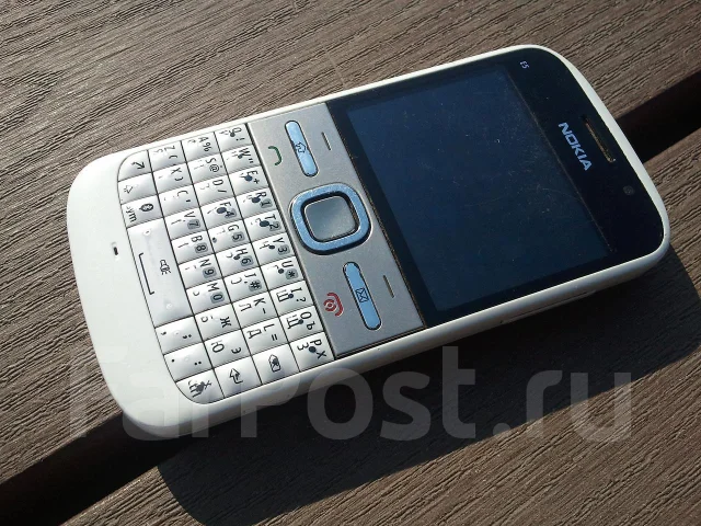 Nokia E5. �/� ����