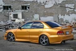 Порог пластиковый. Mitsubishi Galant