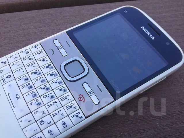 Nokia E5. �/� ����
