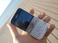 Nokia E5. �/� ����
