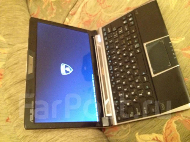 ASUS Eee PC VX6 LAMBORGHINI. 1,8����, ��� 2048 ��, ���� 300���, WiFi: 1, Bluetooth: 1, ����������� �� 4��. ����