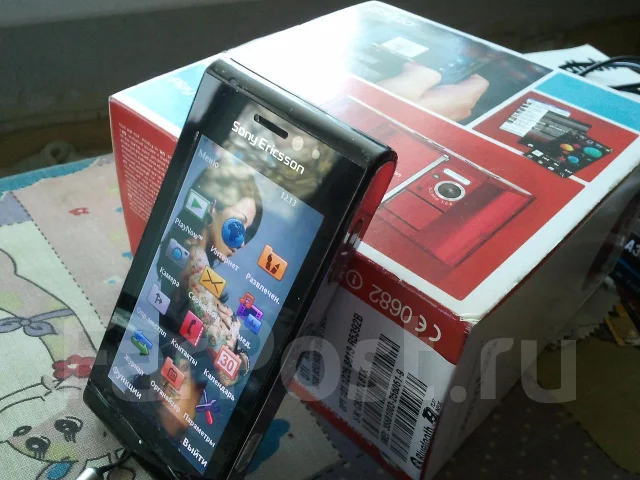Sony Ericsson Satio. �/� ����