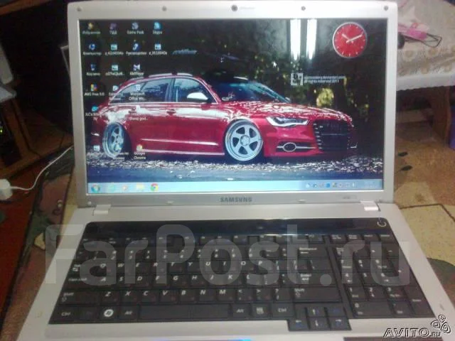 Samsung R730. 2,2����, ��� 4 ��, ���� 500���, WiFi: 1, Bluetooth: 1, ����������� �� 3��. ����