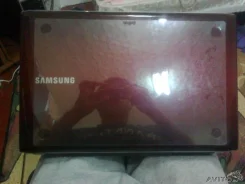 Samsung R730. 2,2����, ��� 4 ��, ���� 500���, WiFi, Bluetooth, ����������� �� 3��. ����