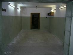 Сдам (Продам) гараж с кладовкой, около торгового центра "Семерочка. Вид изнутри