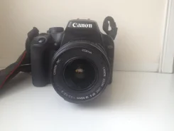 Canon EOS 1000D kit. 10 - 14.9 ��