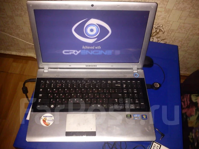 Samsung RV520. 2,2����, ��� 4 ��, WiFi: 1, Bluetooth: 1, ����������� �� 4��. ����