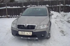 Skoda Octavia. ��������, 4wd, 2.0, ������