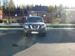 Nissan Navara. ��������, 4wd, 2.5, ������