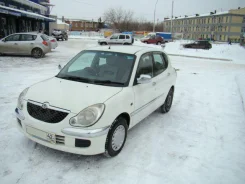 Daihatsu Storia. �������, ��������, 1.3, ������