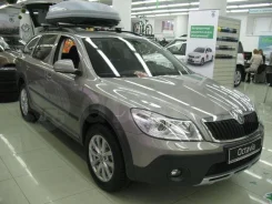 Skoda Octavia. ��������, 4wd, 1.8, ������
