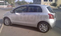 Toyota Yaris. �������, ��������, 1.3, ������