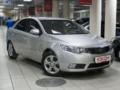 Kia Cerato. �������, ��������, ������ ����