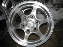 Enkei J10. 7.0x16", 6x139.7, ET46 ����