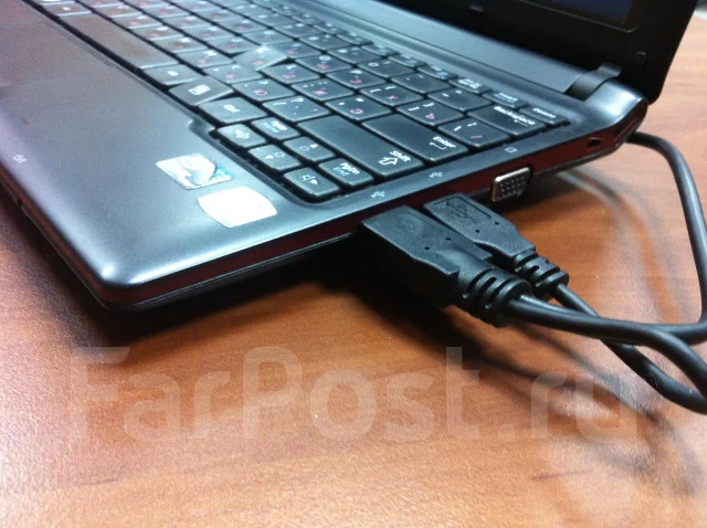 Samsung N145. 1,6����, ��� 1024 ��, ���� 160���, WiFi: 1, Bluetooth: 1, ����������� �� 2��. ����