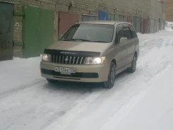 Nissan Bassara. �������, 4wd, 2.4, ������