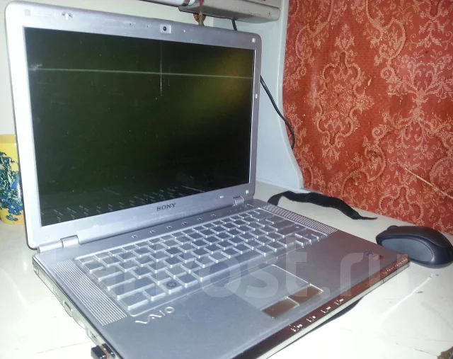 Sony VAIO VGN-CR41SR. 2,1����, ��� 3072 ��, ���� 200���, WiFi: 1, Bluetooth: 1 ����