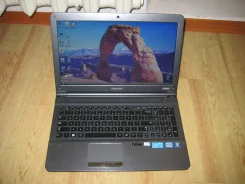 Samsung RC510. 2,0����, ��� 8 ��, ���� 750���, WiFi ����