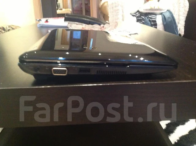 ASUS Eee PC 1015PX. 1,6����, ��� 1024 ��, ���� 320���, WiFi: 1, Bluetooth: 1, ����������� �� 8��. ����