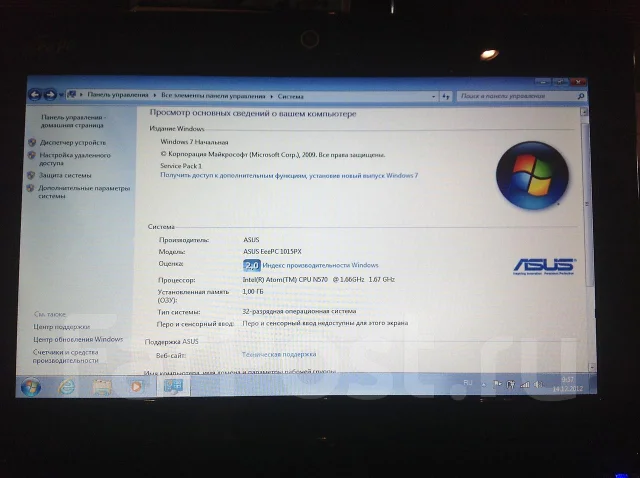 ASUS Eee PC 1015PX. 1,6����, ��� 1024 ��, ���� 320���, WiFi: 1, Bluetooth: 1, ����������� �� 8��. ����