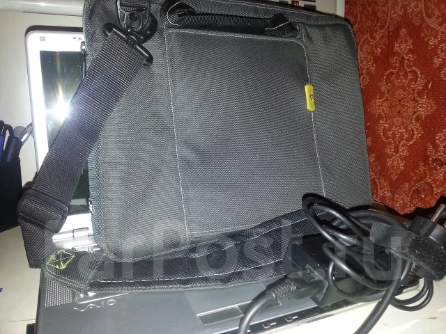 Sony VAIO VGN-CR41SR. 2,1����, ��� 3072 ��, ���� 200���, WiFi: 1, Bluetooth: 1 ����