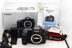 Canon EOS 5D Mark II Body. 10 - 14.9 ��