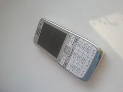 Nokia E52. �/� ����