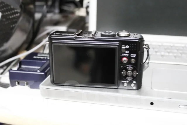 Panasonic Lumix DMC-LX3. 10 - 14.9 ��, ���: 3� ����