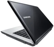 Samsung RV410. 2,3����, ��� 2048 ��, ���� 250���, WiFi: 1 ����