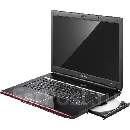 Samsung R560. 2,3����, ��� 3072 ��, ���� 500���, WiFi: 1, Bluetooth: 1, ����������� �� 2��. ����