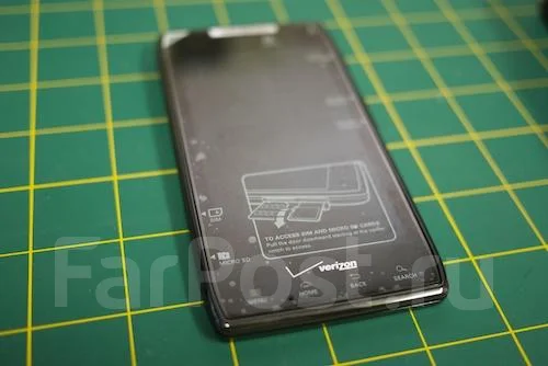 Motorola Droid RAZR. ����� ����