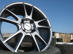 Crimson. 7.0x17", 4x114.30, ET37