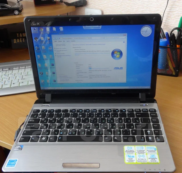 ASUS Eee PC 1201HA. 1,3����, ��� 2048 ��, ���� 250���, WiFi: 1, Bluetooth: 1, ����������� �� 7��. ����