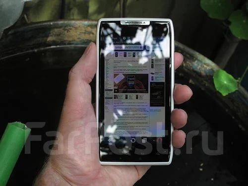Motorola Droid RAZR. ����� ����