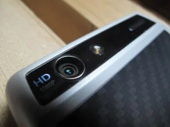 Motorola Droid RAZR. ����� ����