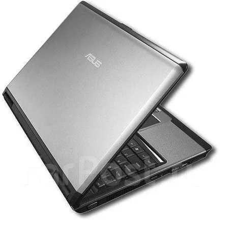 ASUS X55U. 2,2����, ��� 2048 ��, ���� 160���, WiFi: 1, Bluetooth: 1, ����������� �� 5��. ����