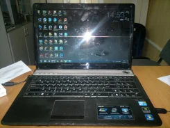 ASUS N61Vg. 2,2����, ��� 4 ��, ���� 320���, WiFi, Bluetooth, ����������� �� 4��. ����