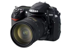 Nikon D200 Body. 10 - 14.9 �� ����
