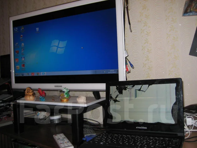 eMachines 355-N571G25ikk. 1,6����, ��� 1024 ��, ���� 250���, WiFi: 1 ����