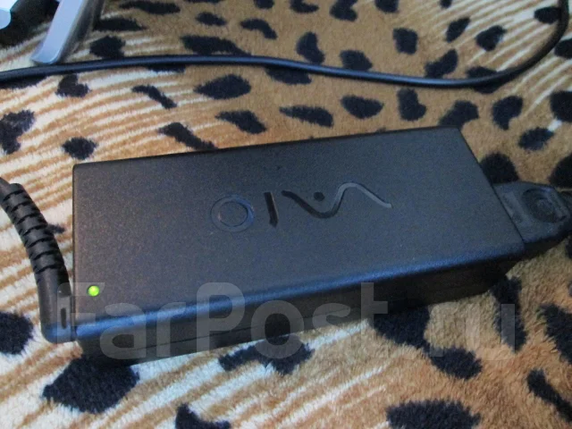 Sony VAIO VPC-EE4E1R. 2,3����, ��� 3072 ��, ���� 320���, WiFi: 1, ����������� �� 2��. ����