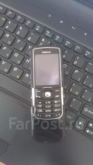 Nokia 8600 Luna. �/� ����