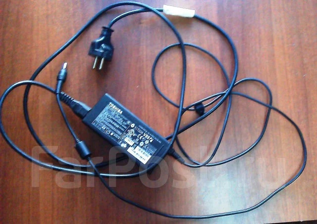Toshiba. 2,2����, ��� 4 ��, ���� 320���, ����������� �� 1��. ����